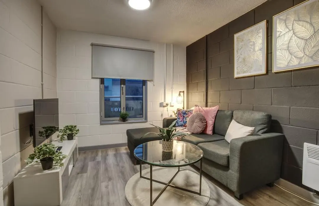 1Br City Centre Apt, Self Check In, Wifi, By Derbnb-1
